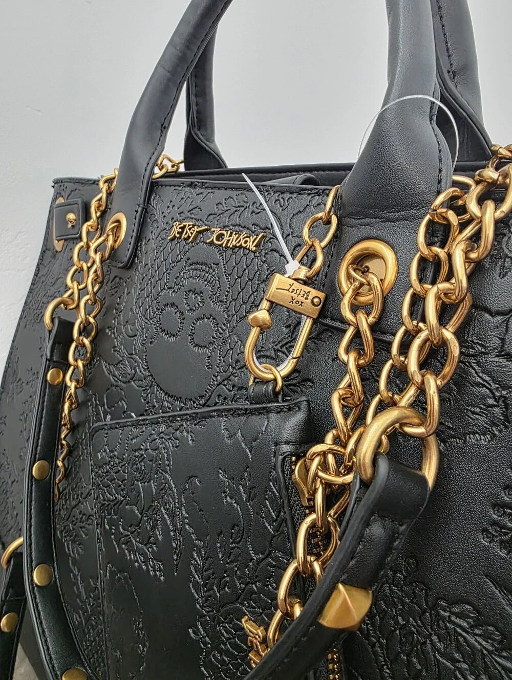 Betsey Johnson Skull Tote Bag Halloween Bag 2026 Collection